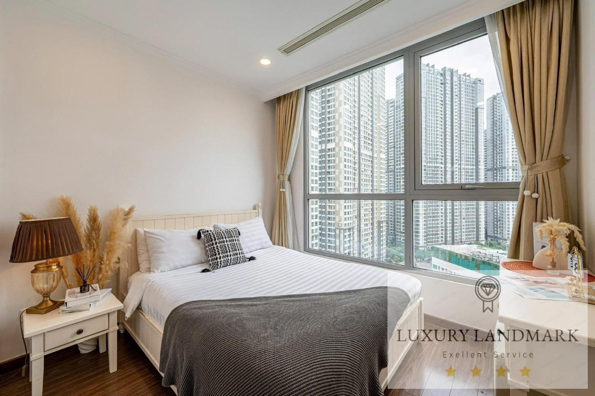 Landmark Saigon Pearl Riverview Residences *